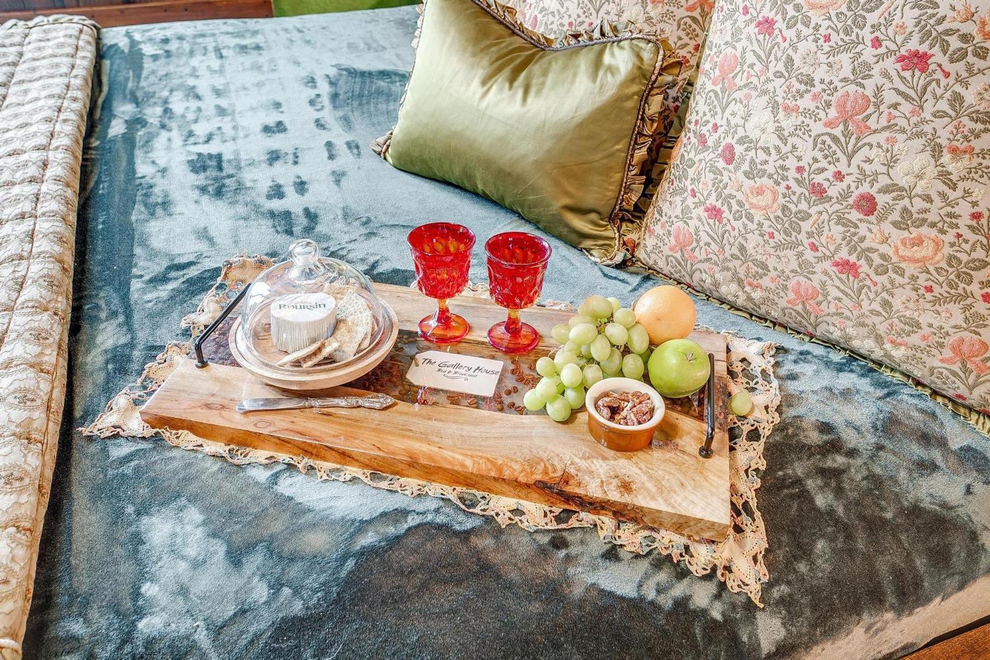 The Gallery House Boutique Hotel Stephenville Exteriör bild
